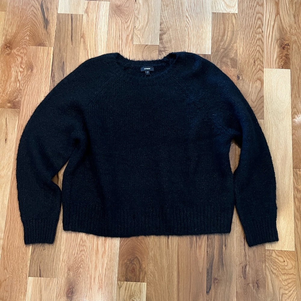 NWT black sweater size small